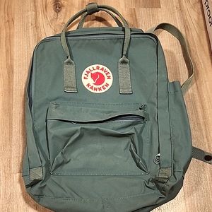 FJALLRAVEN KANKEN backpack